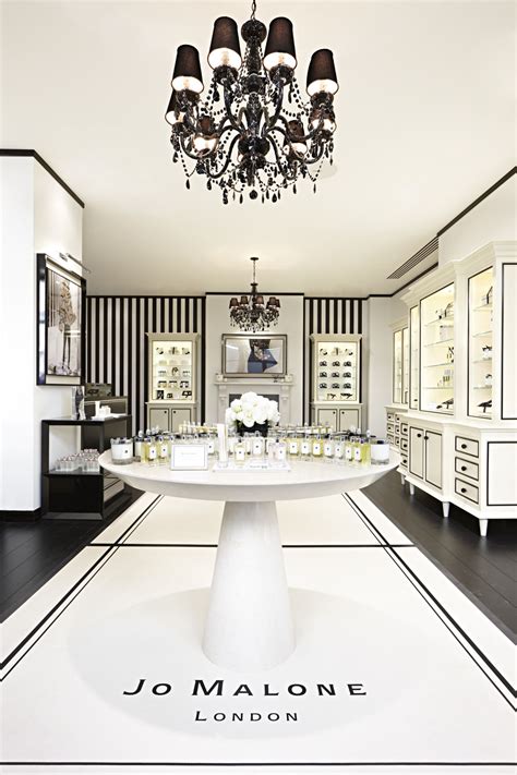 jo malone boutique.